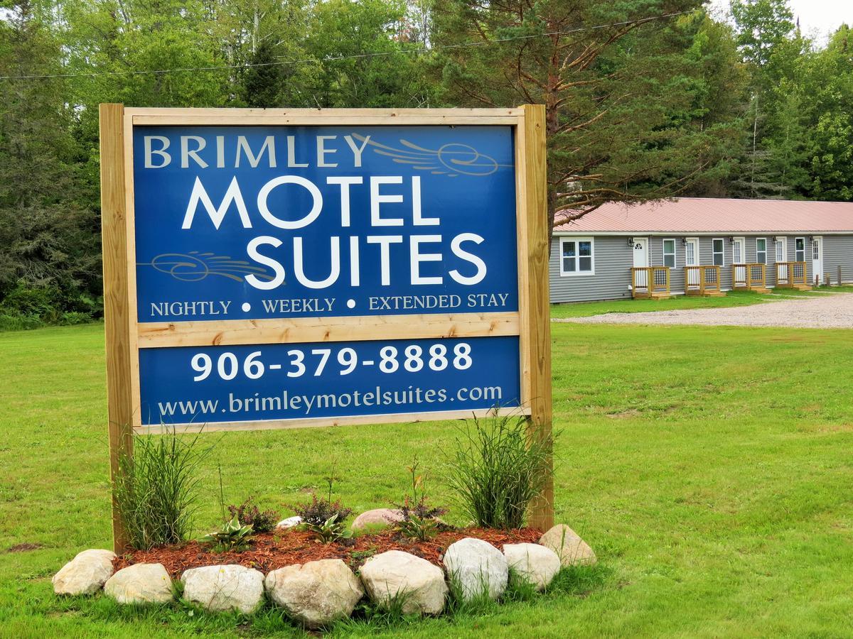 Brimley Motel Suites ภายนอก รูปภาพ